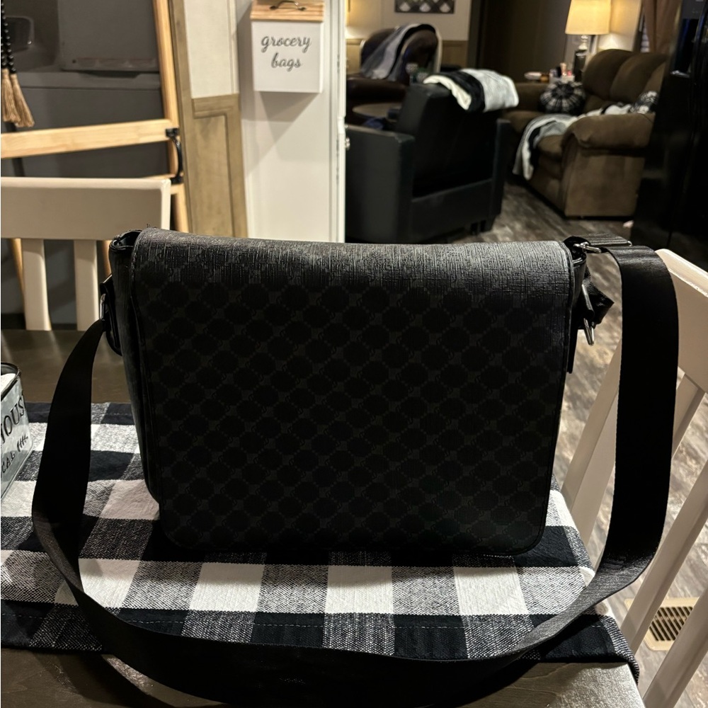 Messenger bag